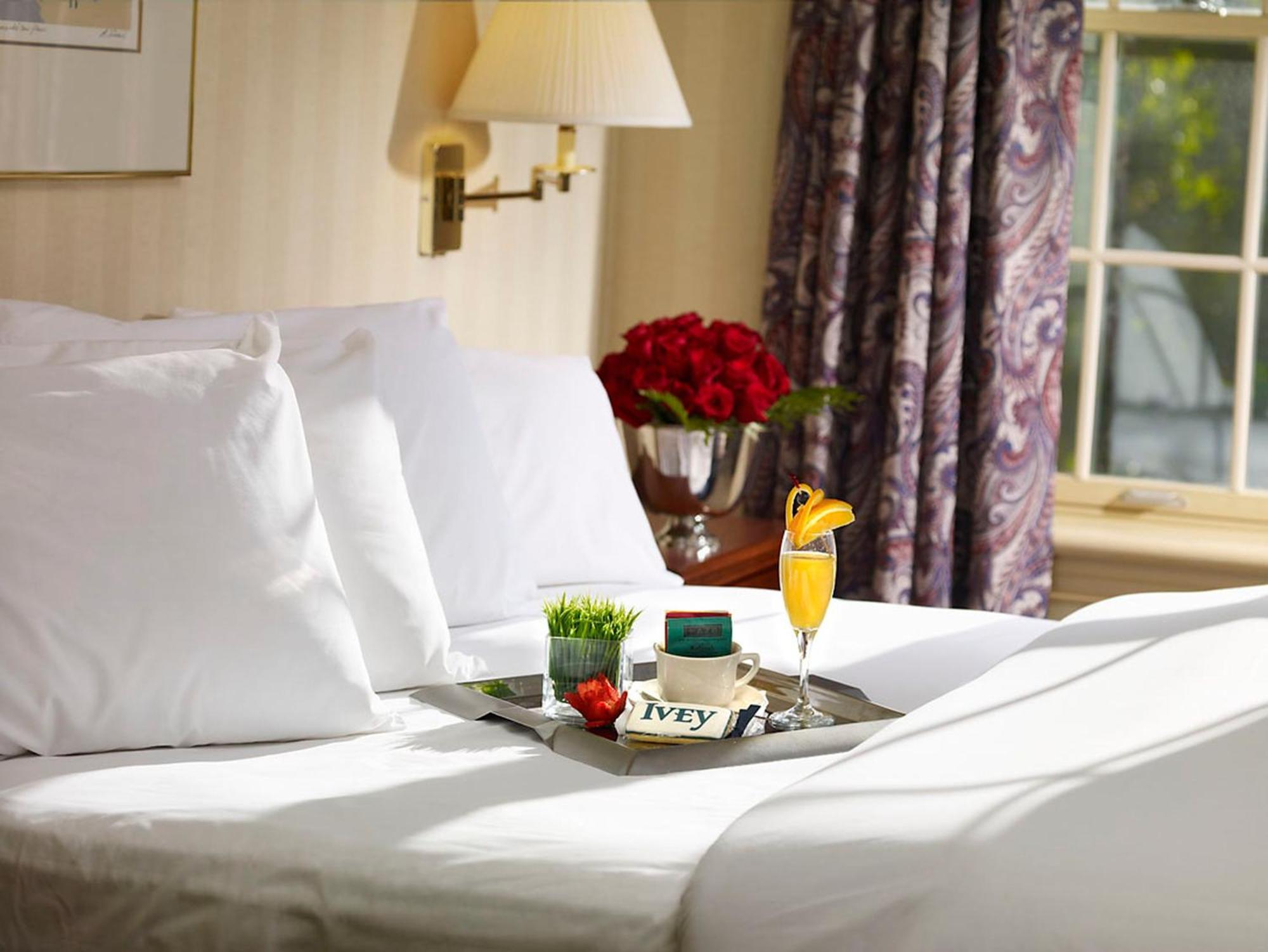 Ivey Spencer Leadership Centre Hotel London Bagian luar foto